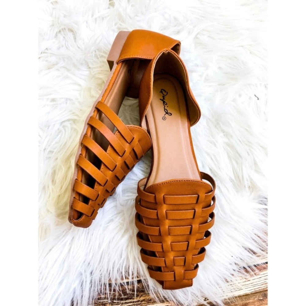 Cognac brown huarache sandals slip on strappy